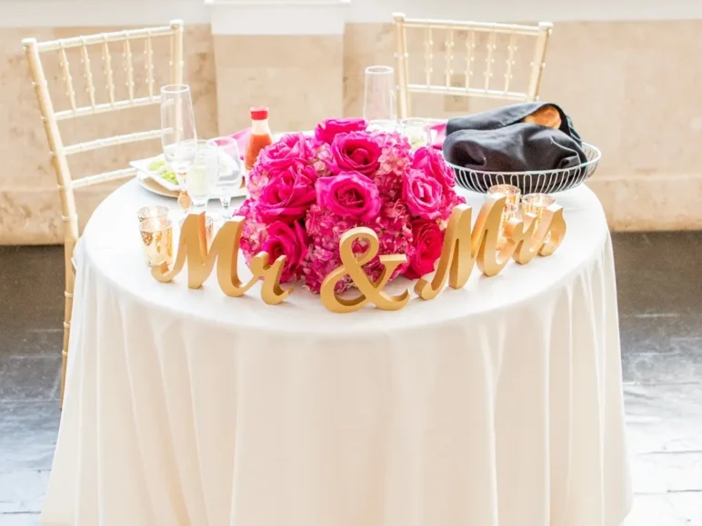 groom and bride table